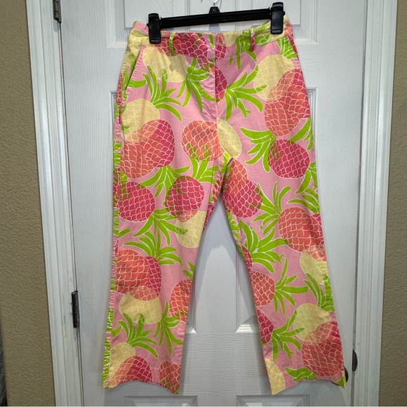 Lilly Pulitzer Pants - Lilly Pulitzer Women's Size 8 Vintage 90s Pineapple Print Capri Pants Pink Green